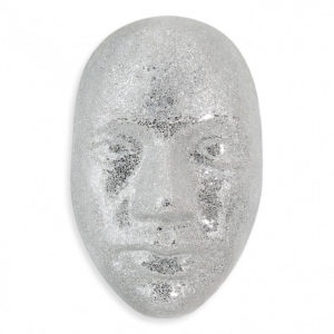 Față umană decorată cu oglindă spartă, ADM