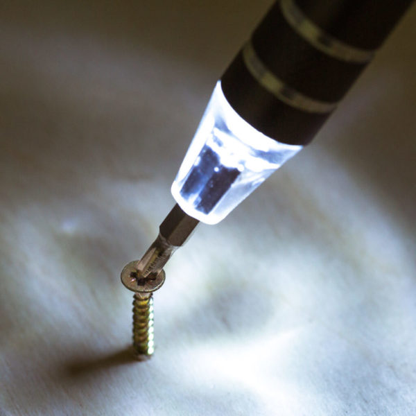 Șurubelniță cu capete interschimbabile și lumină, Balvi - imagine 2