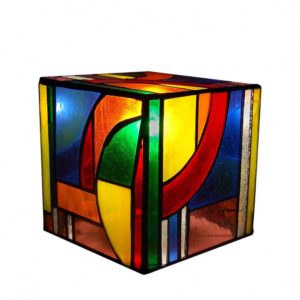 Lampă de noptieră ”Cub Kandinsky” în stil Tiffany, ADM