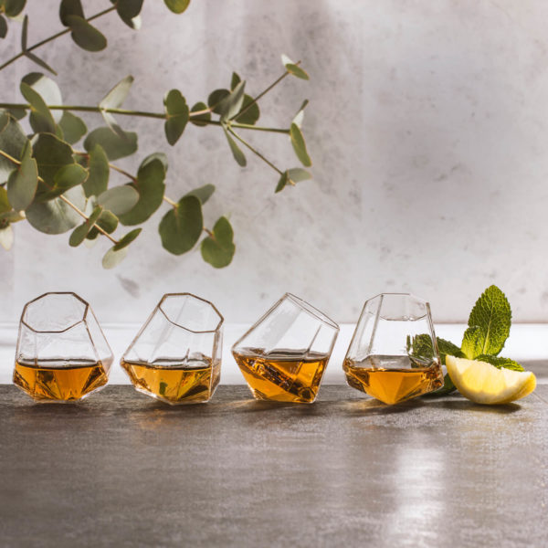 thumbsup-diamond-shot-glasses-5 Set 4 pahare tărie diamant, ThumbsUp! - imagine 6
