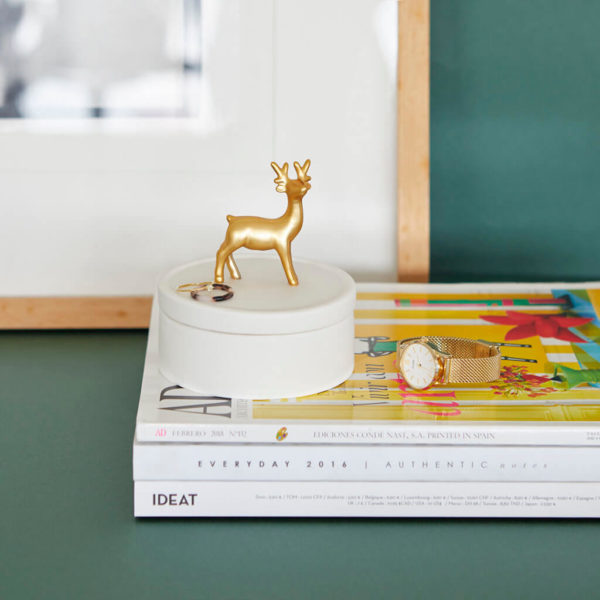 Cutie bijuterii din porțelan decorată cu un cerb auriu, Balvi - imagine 3